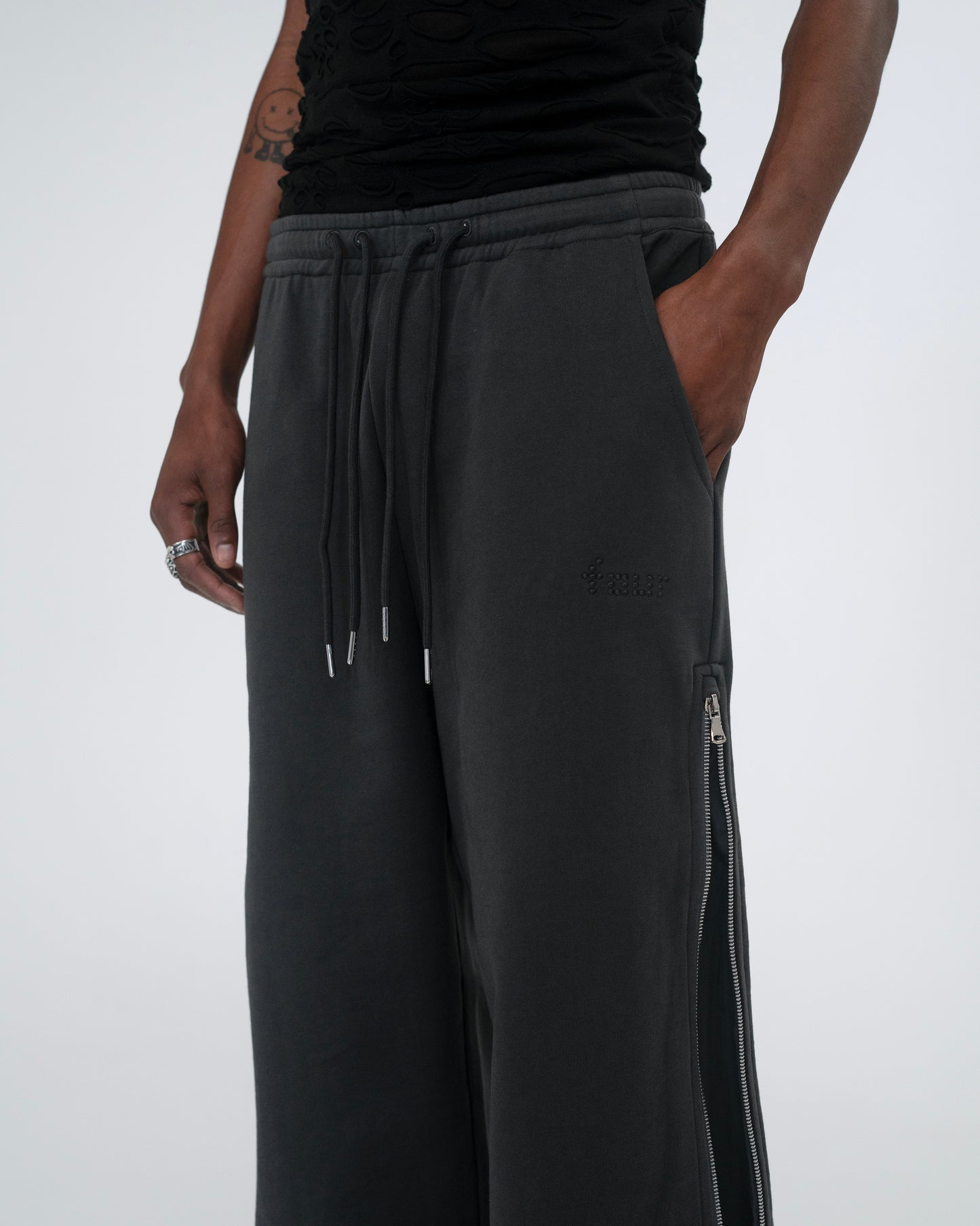 CLONE SWEATPANTS